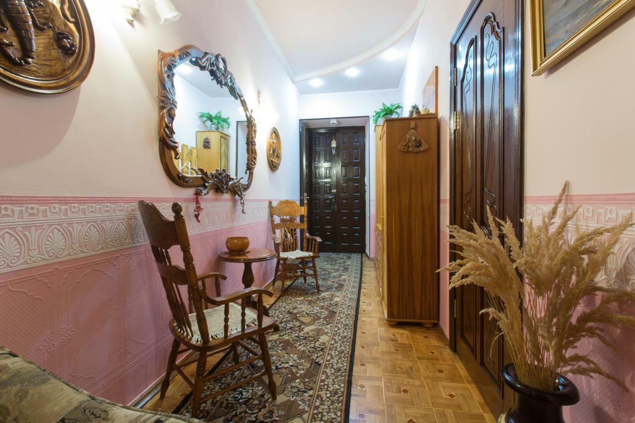 Apartment In The Center Of Charkov Exteriér fotografie